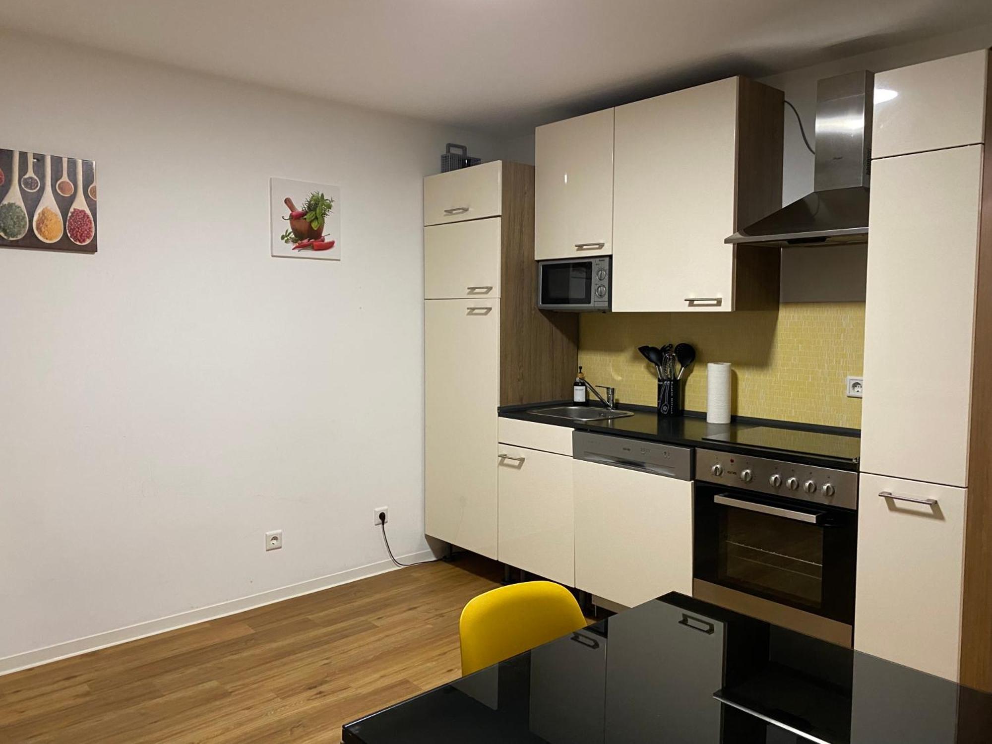 Apartment Roomy Comfort - Zwischen Heidelberg Und Mannheim Edingen-Neckarhausen Esterno foto