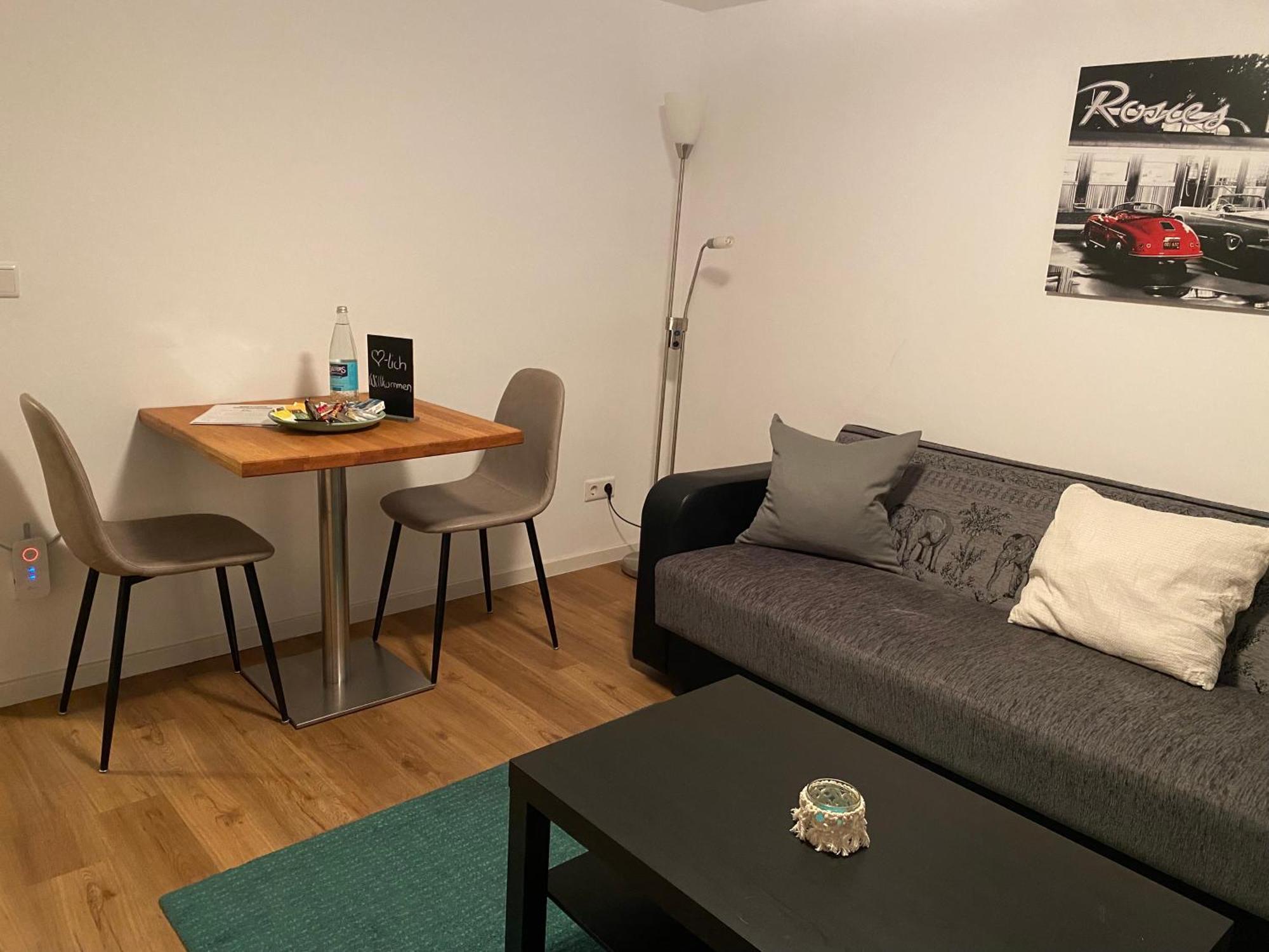 Apartment Roomy Comfort - Zwischen Heidelberg Und Mannheim Edingen-Neckarhausen Esterno foto
